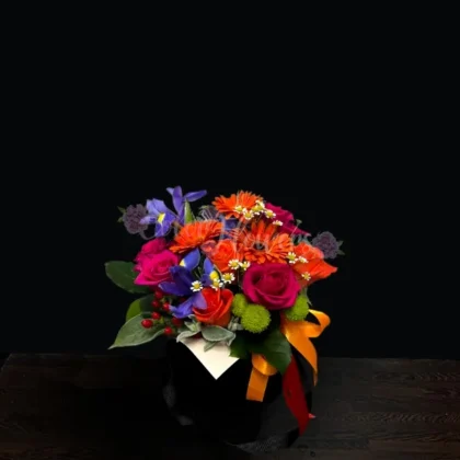 Цветы в корзине “Цветочный микс”
